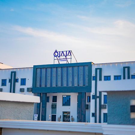 Ojaja Suites By Perennia Ακούρ Εξωτερικό φωτογραφία