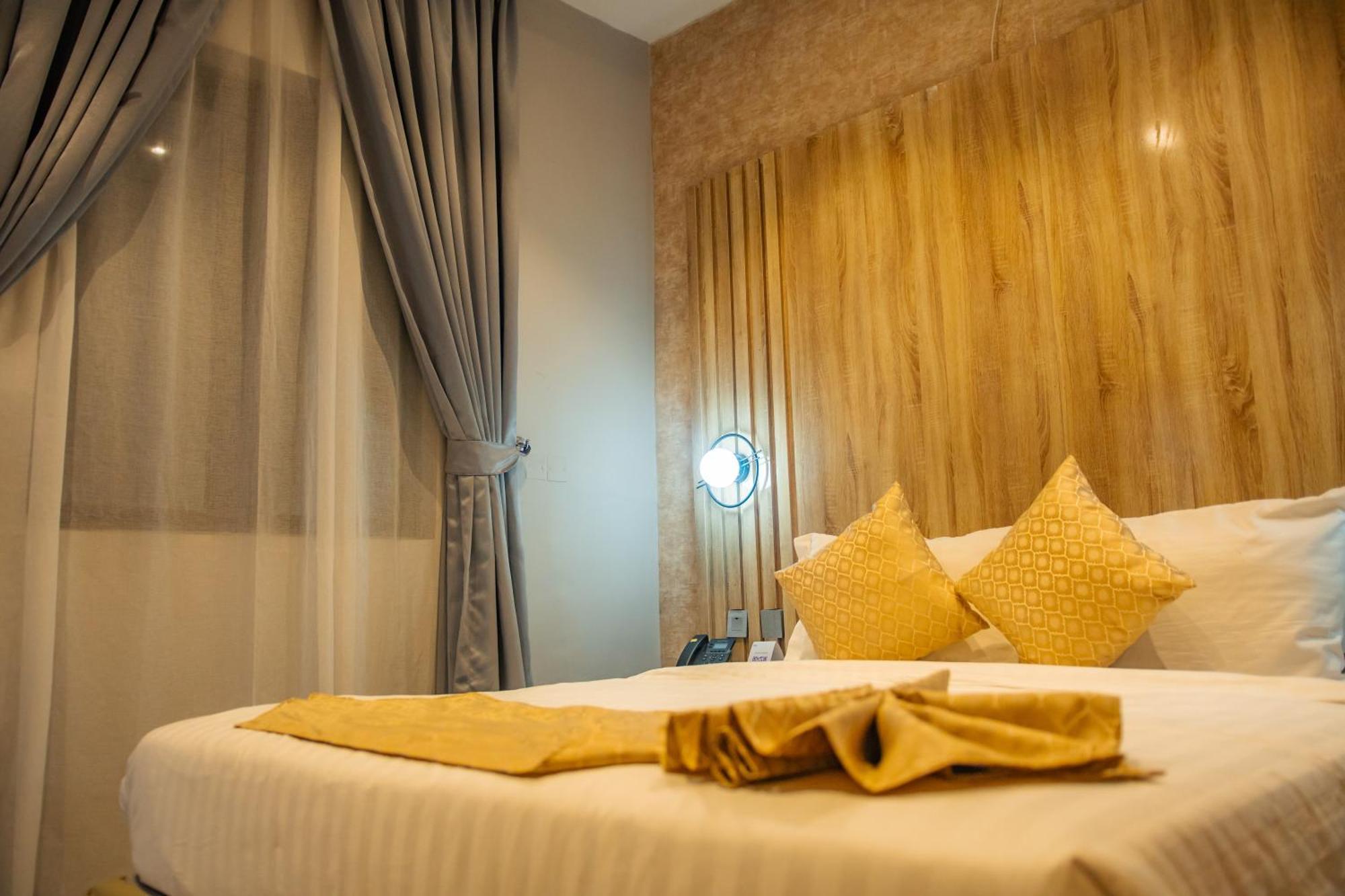 Ojaja Suites By Perennia Ακούρ Εξωτερικό φωτογραφία