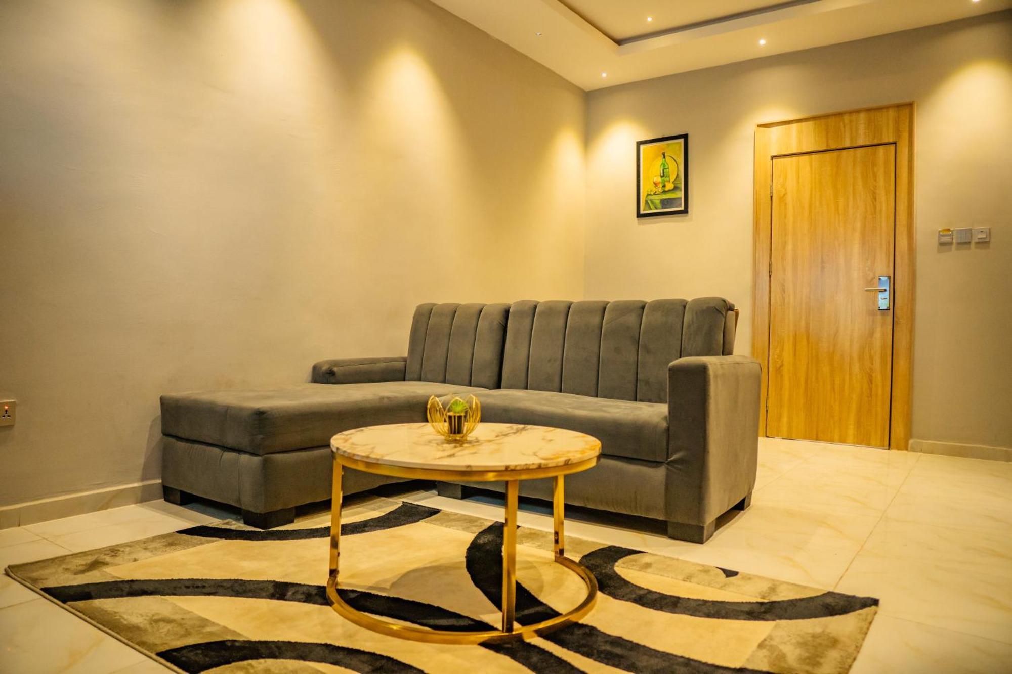 Ojaja Suites By Perennia Ακούρ Εξωτερικό φωτογραφία